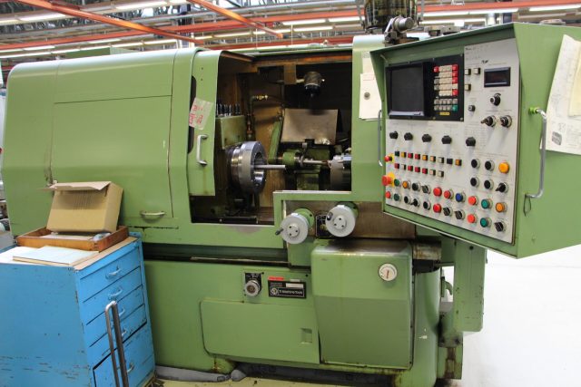 ak machines matrix 6900 cnc internal threading machine