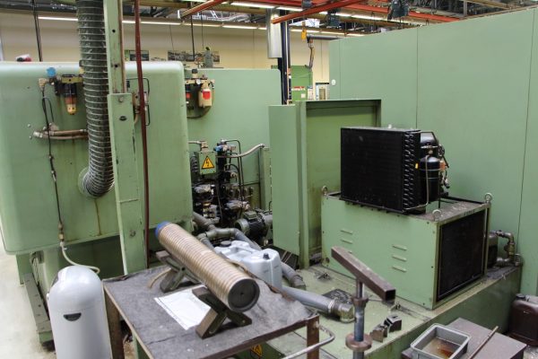 ak machines matrix 6900 cnc internal threading machine