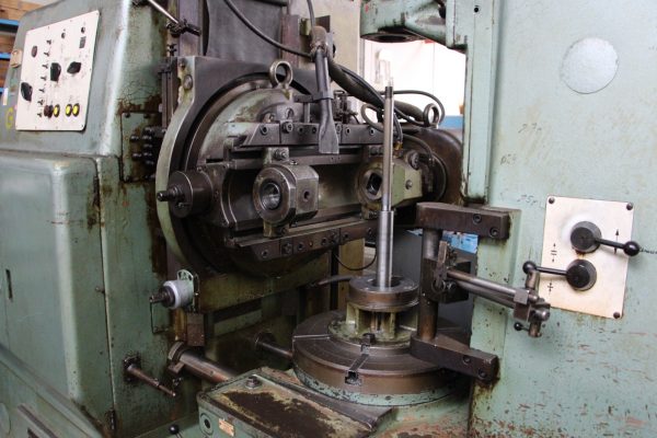 ak machines wmw zfwz 500x8 gear hobbing machine