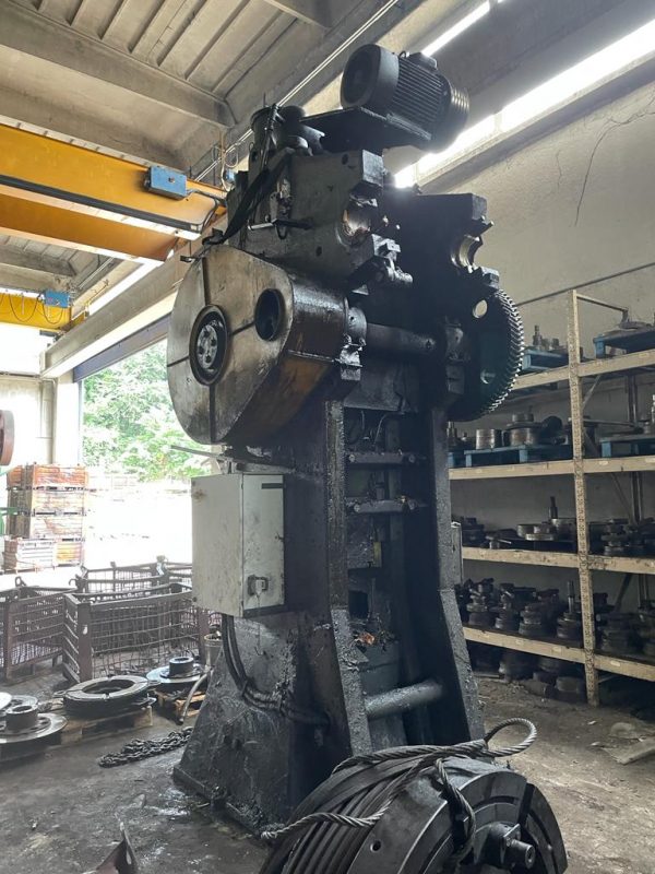 ak machines farina 500 ton forging press