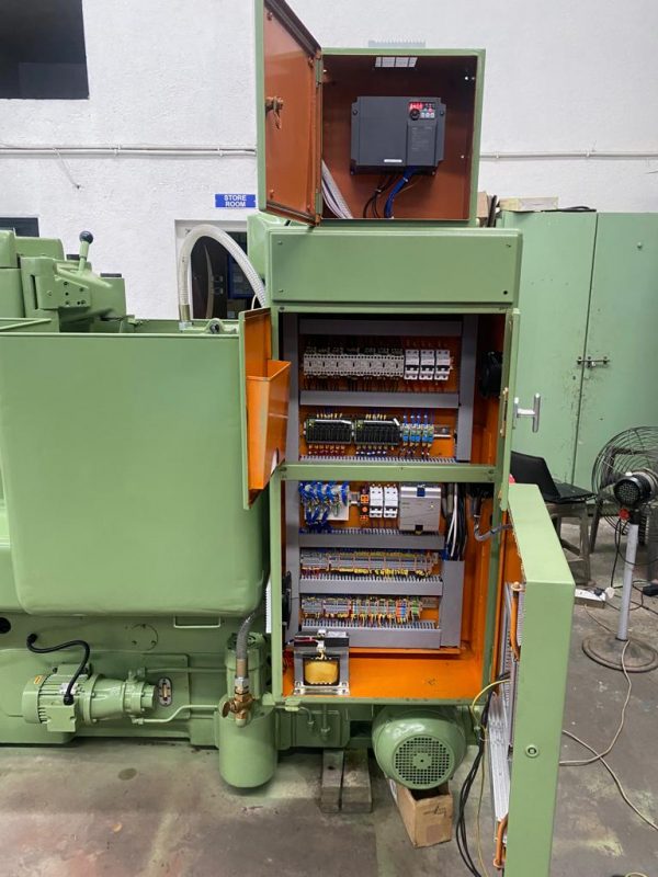 ak machines pfauter p400 gear hobbing