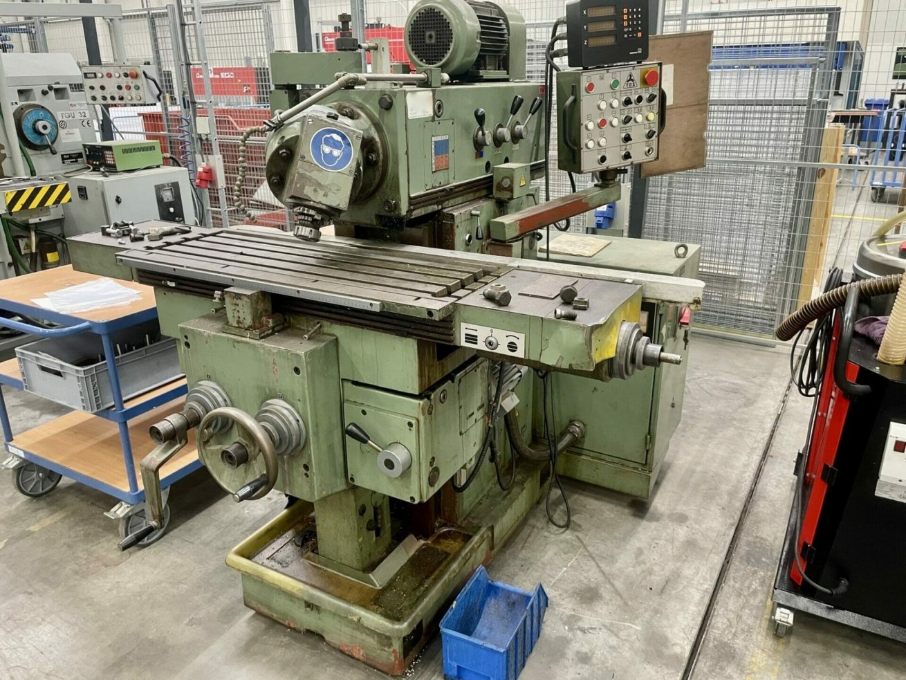 ak machines olomouc gs 25 32 universal milling machine