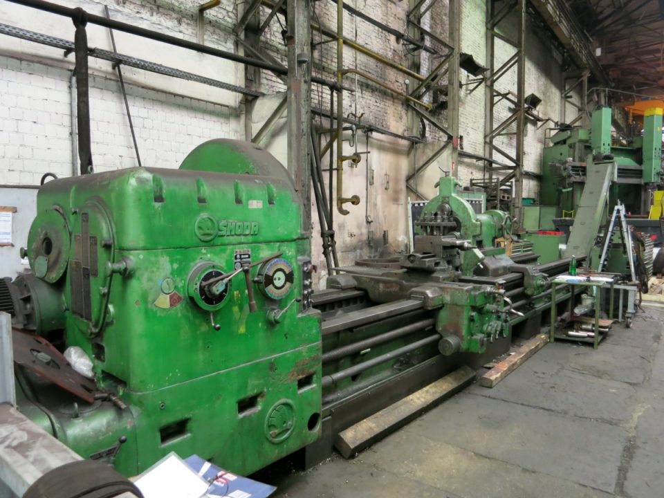 ak machines skoda srm 125 6000 heavy duty lathe