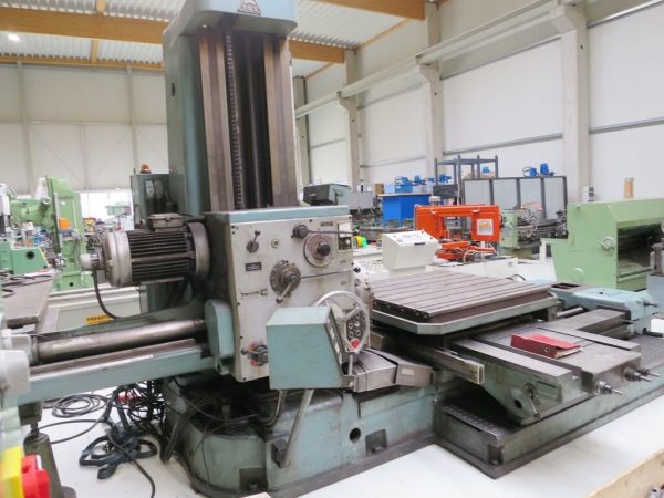 ak machines tos w 100 a horizontal boring machine