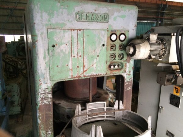 ak machines gleason model 529 gear quenching press