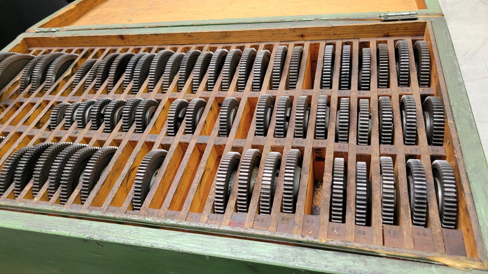 ak machines reishauer us thread grinder