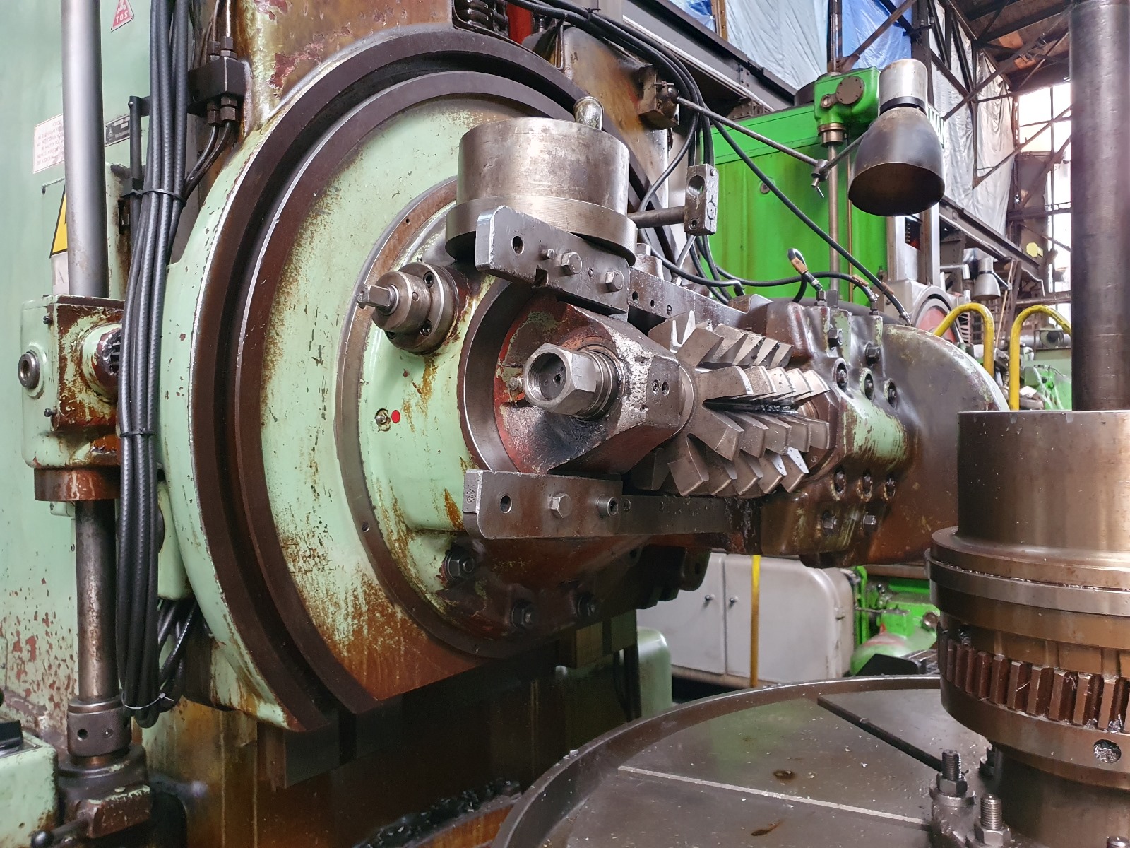 ak machines tos fo 6 gear hobbing machine