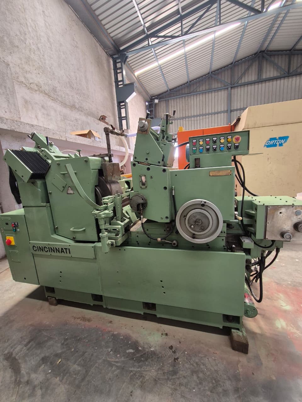 Cincinnati 2-250 Centerless Grinding - Image 12