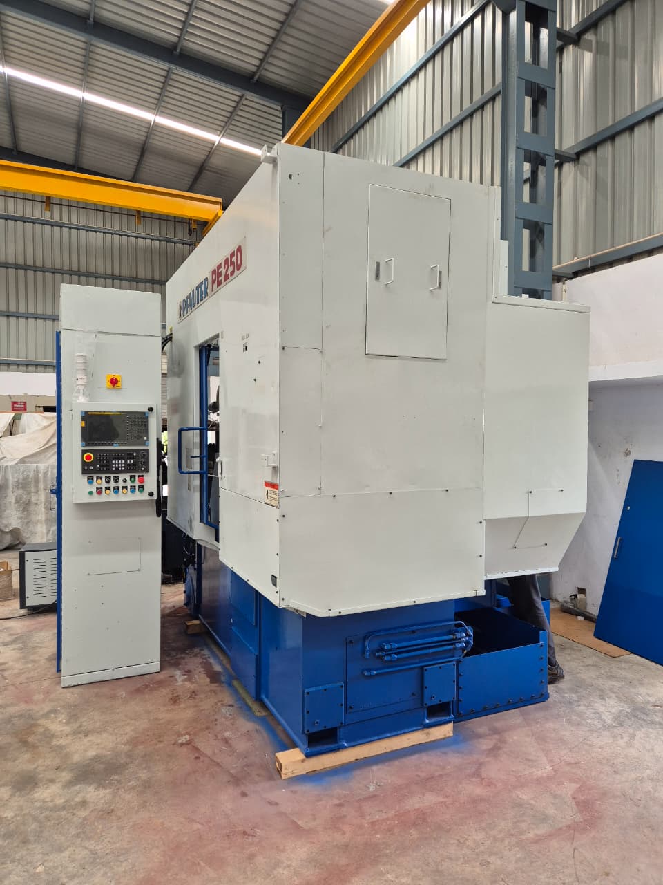 Pfauter PE 250 CNC Gear Hobbing - Image 3