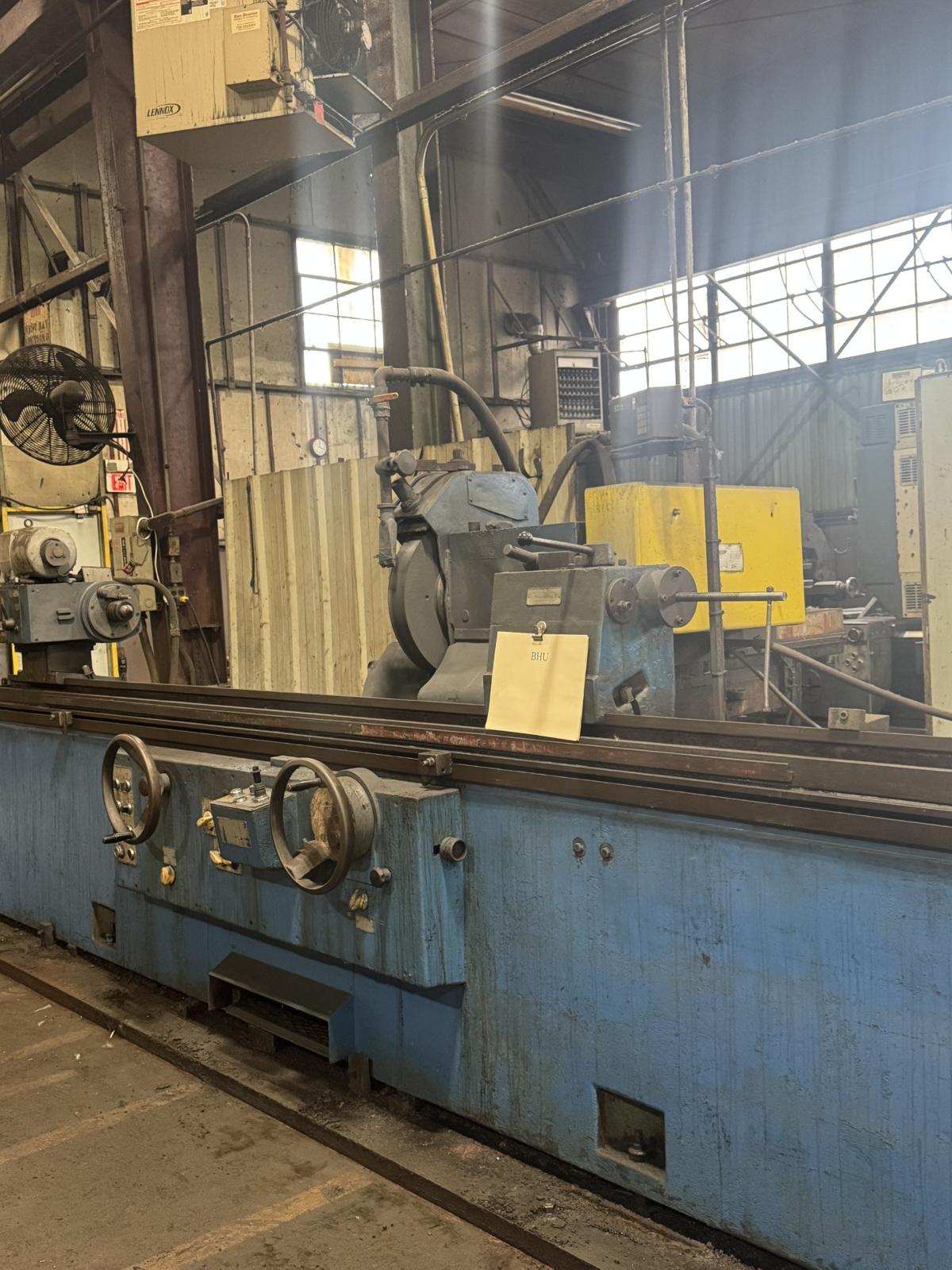 TOS BHU-50A/3000 Cylindrical Grinder - Image 3