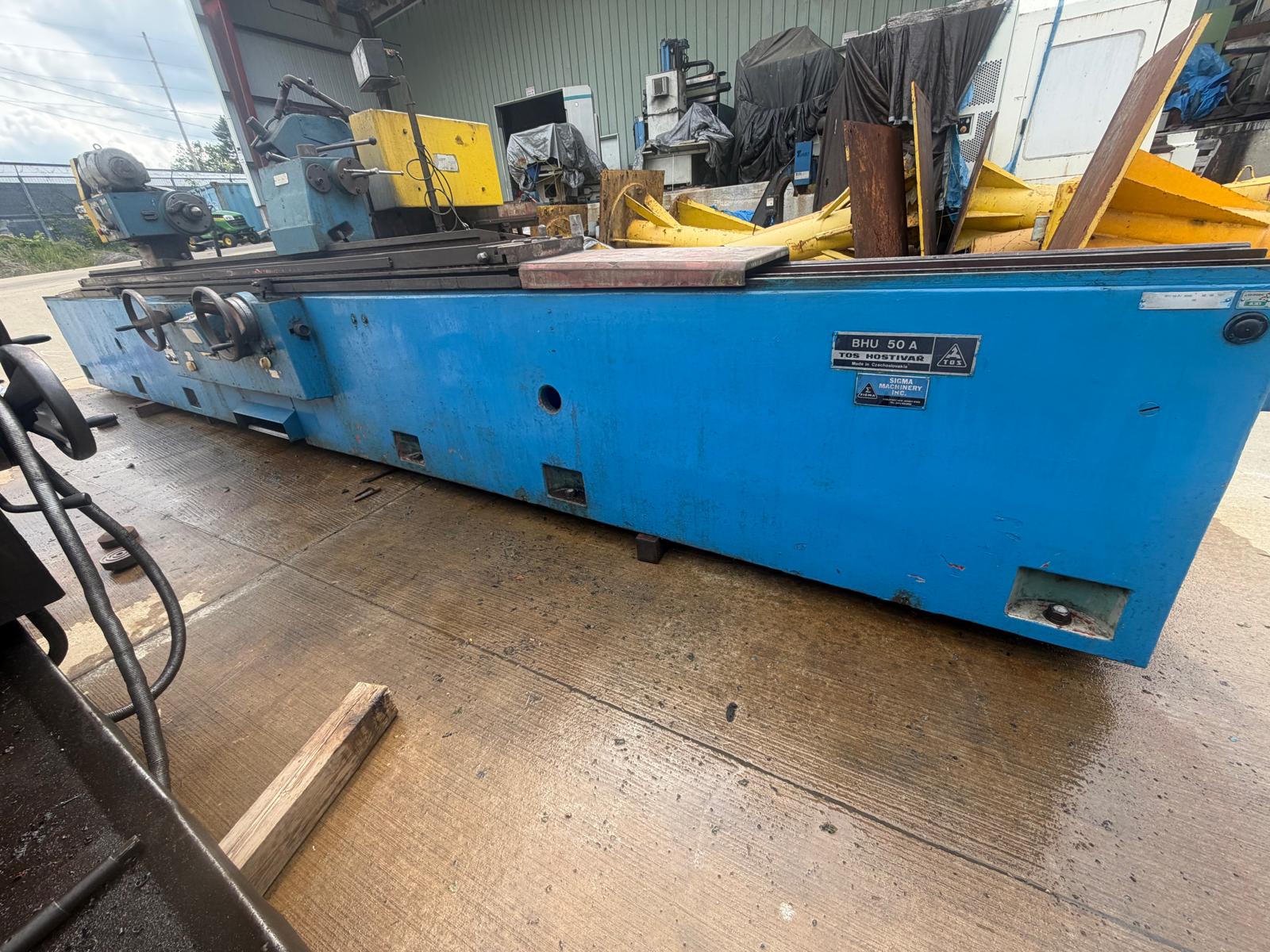 TOS BHU-50A/3000 Cylindrical Grinder - Image 2