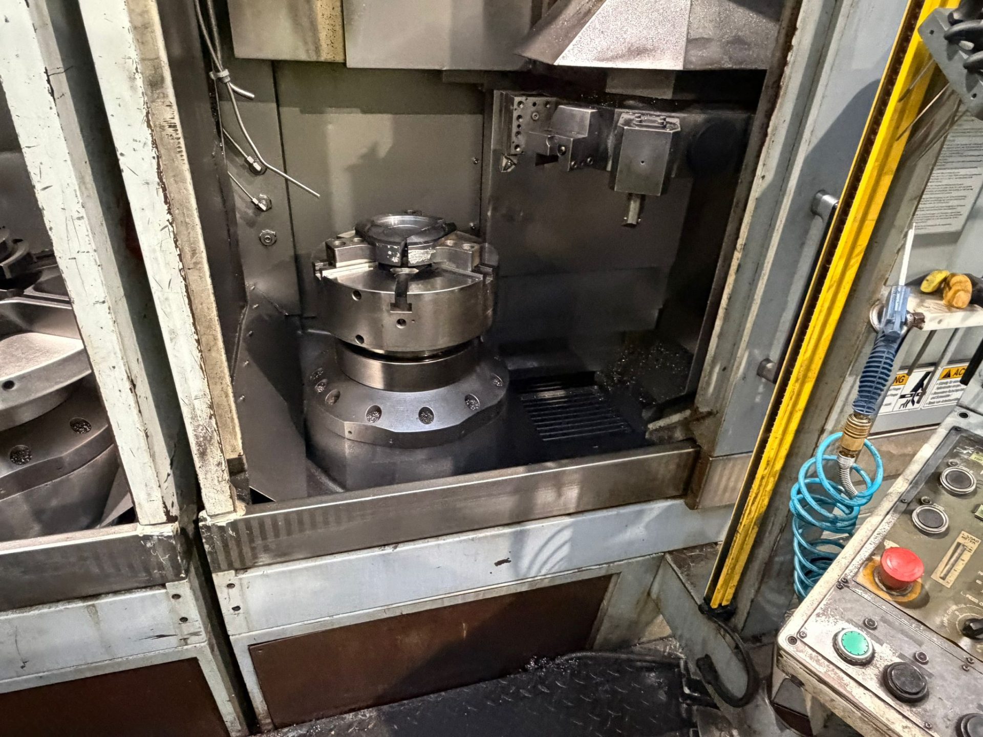 Doosan V740T Double CNC VTL - Image 4