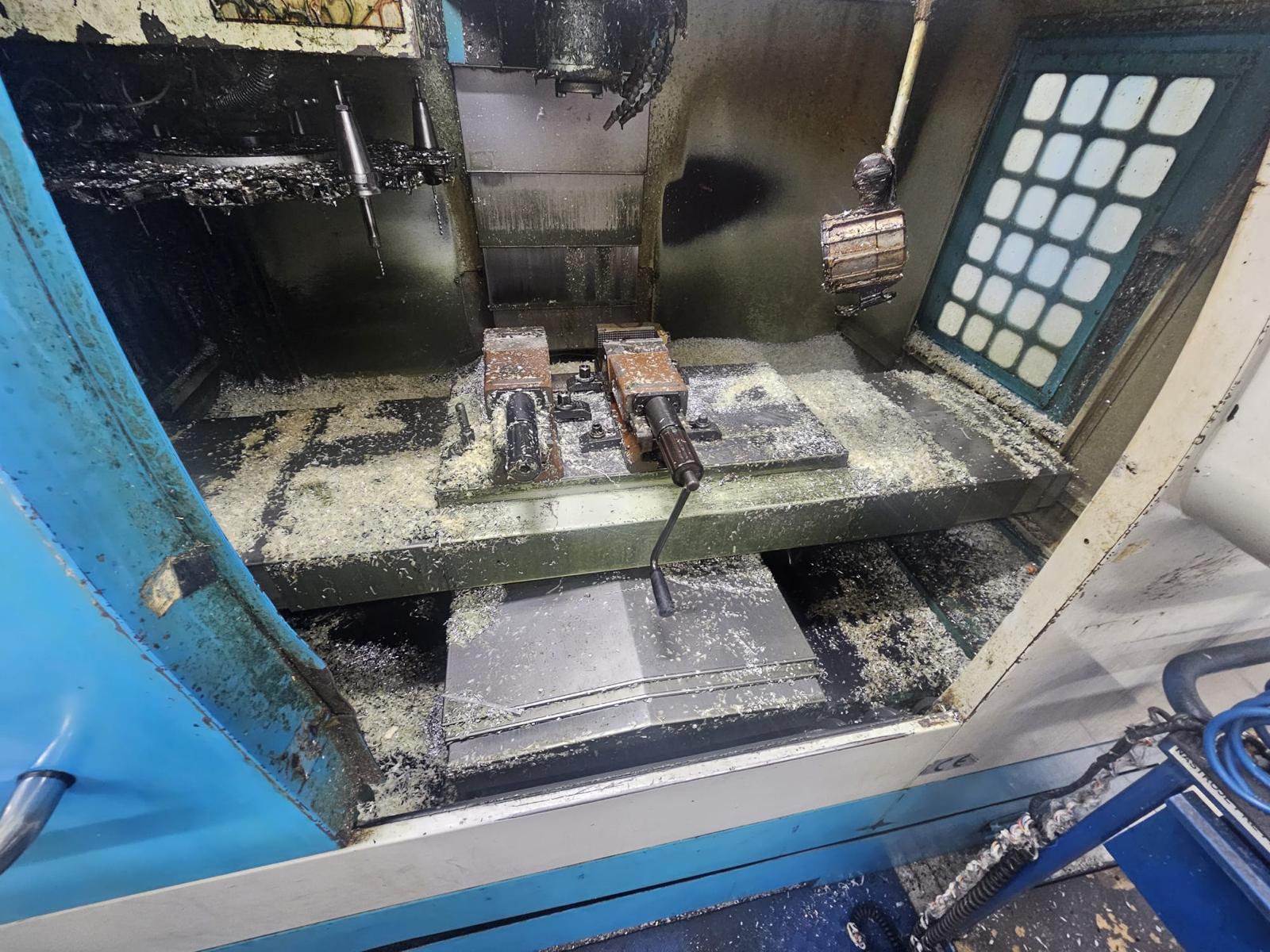 Knuth Vector 610 CNC Vertical Machining Center - Image 8